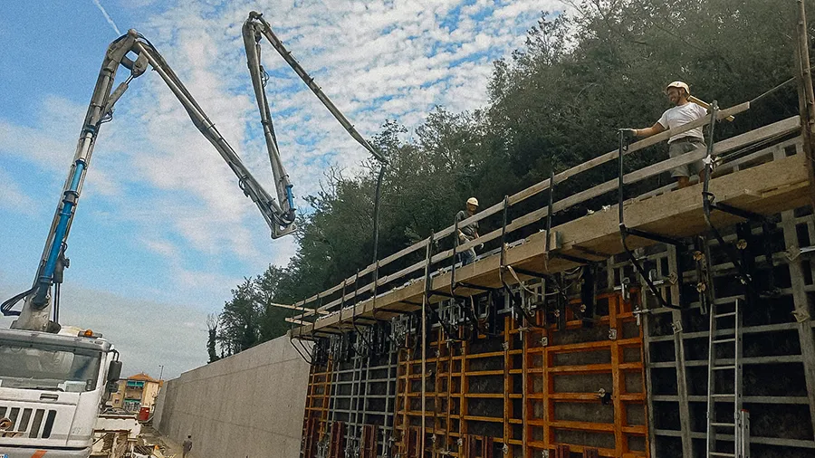 Riqualificazione della strada Savona-Vado Ligure